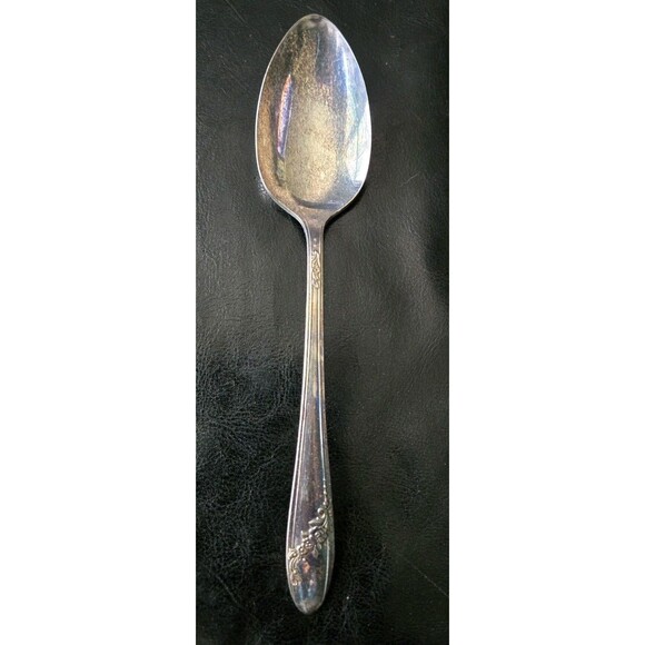 1 Vintage Oneida Community Tudor Queen Bess II Silver Plate 1946 Serving Spoon - Picture 1 of 12